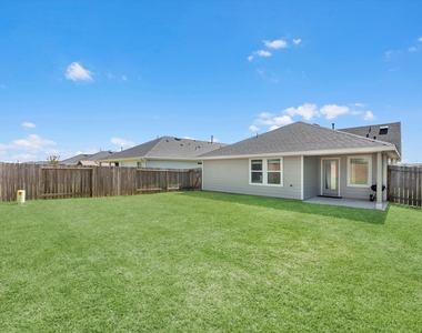 31826 Whittis Hill Way - Photo Thumbnail 16