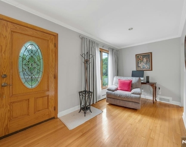 24 Cambridge - Photo Thumbnail 4