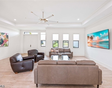 18457 Royal Hammock Boulevard - Photo Thumbnail 6