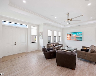 18457 Royal Hammock Boulevard - Photo Thumbnail 3