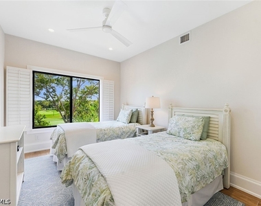 6770 Pelican Bay Boulevard E - Photo Thumbnail 14