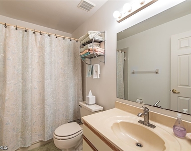 10684 Gulf Shore Drive - Photo Thumbnail 8