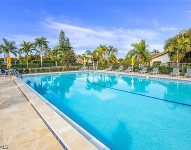 1075 Foxfire Lane - Photo Thumbnail 16