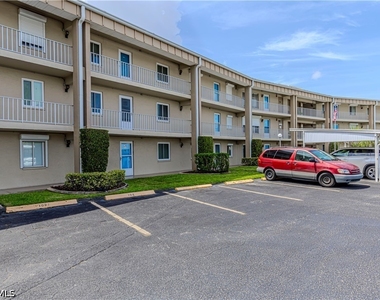 2244 Winkler Avenue - Photo Thumbnail 28