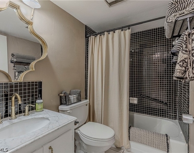 2244 Winkler Avenue - Photo Thumbnail 20