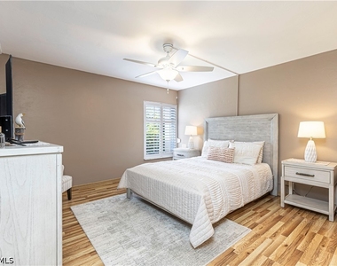2244 Winkler Avenue - Photo Thumbnail 10