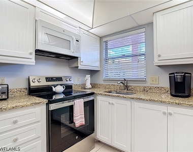 200 Turtle Lake Court - Photo Thumbnail 7