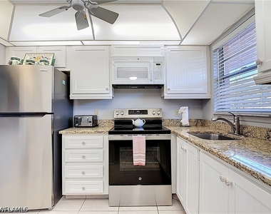 200 Turtle Lake Court - Photo Thumbnail 6