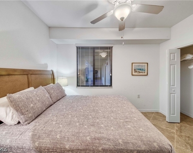9572 Trevi Court - Photo Thumbnail 15