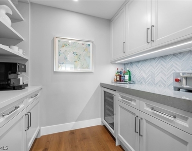 13915 Old Coast Road - Photo Thumbnail 30