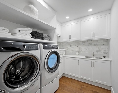 13915 Old Coast Road - Photo Thumbnail 38