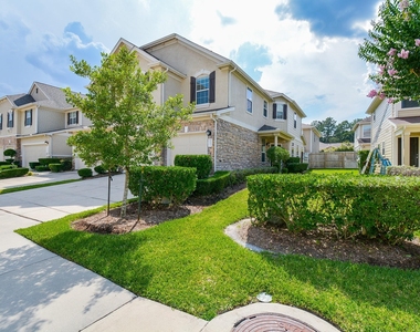 16021 Summerville Lake Drive - Photo Thumbnail 3