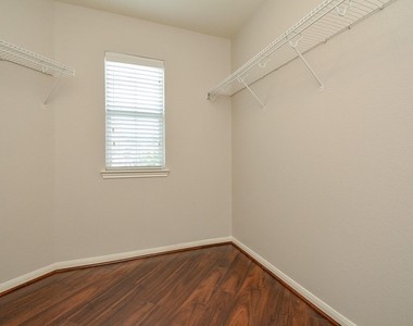 16021 Summerville Lake Drive - Photo Thumbnail 19