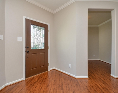 16021 Summerville Lake Drive - Photo Thumbnail 8