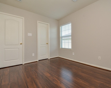 16021 Summerville Lake Drive - Photo Thumbnail 28