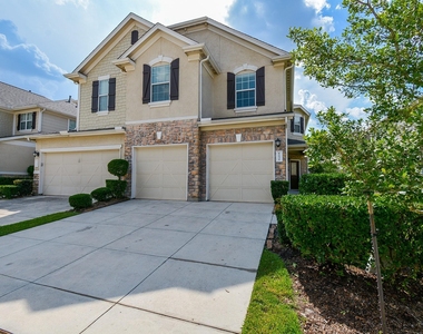 16021 Summerville Lake Drive - Photo Thumbnail 2