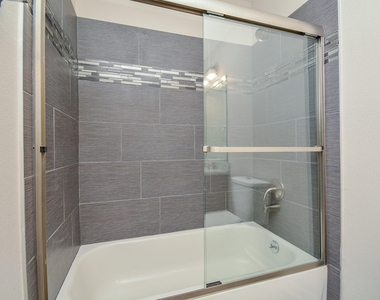 16021 Summerville Lake Drive - Photo Thumbnail 26
