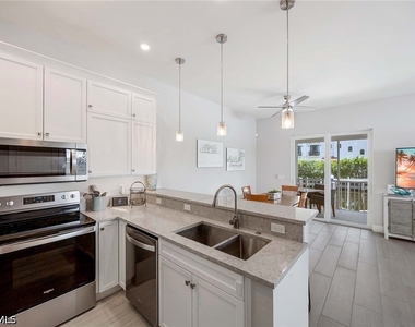 1395 Curlew Avenue - Photo Thumbnail 6