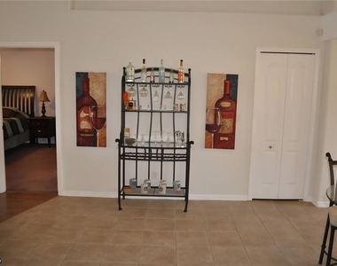 826 Sw 32nd Terrace - Photo Thumbnail 32