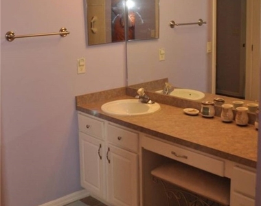 826 Sw 32nd Terrace - Photo Thumbnail 35