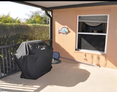 826 Sw 32nd Terrace - Photo Thumbnail 20