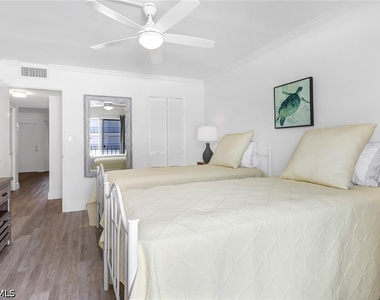3000 Gulf Shore Boulevard N - Photo Thumbnail 29