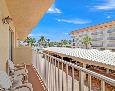 3000 Gulf Shore Boulevard N - Photo Thumbnail 35