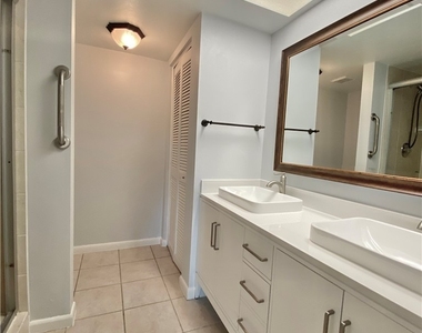 4955 Pepper Circle - Photo Thumbnail 7