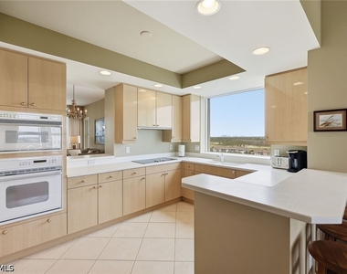 420 Cove Tower Drive - Photo Thumbnail 11