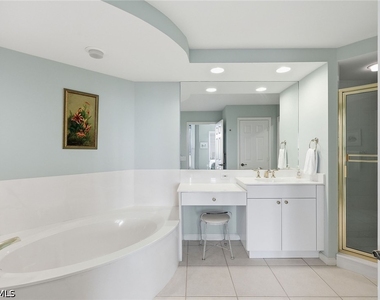 420 Cove Tower Drive - Photo Thumbnail 17