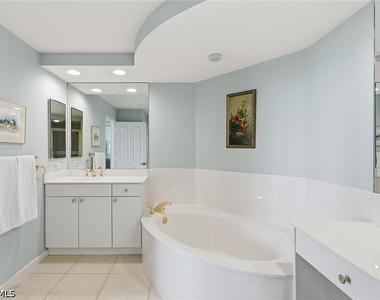 420 Cove Tower Drive - Photo Thumbnail 19
