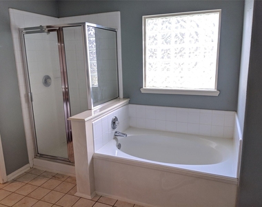 27139 Pine Crossing Drive - Photo Thumbnail 9