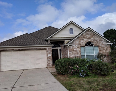 27139 Pine Crossing Drive - Photo Thumbnail 1
