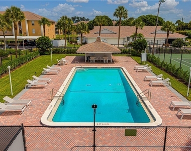 9600 Victoria Lane - Photo Thumbnail 29