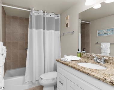 440 Seaview Court - Photo Thumbnail 7