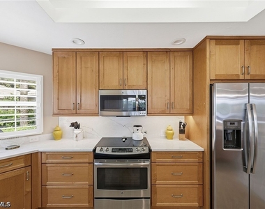 26868 Wedgewood Drive - Photo Thumbnail 12