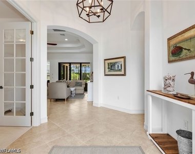7660 Cottesmore Drive - Photo Thumbnail 15