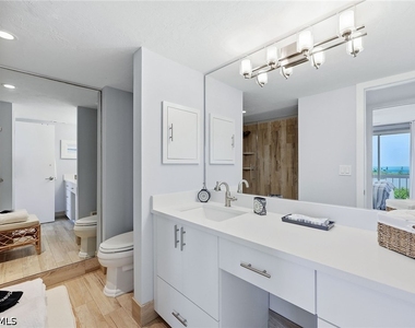 5501 Heron Point Drive - Photo Thumbnail 22