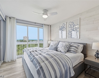 5501 Heron Point Drive - Photo Thumbnail 20