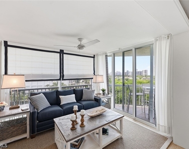5501 Heron Point Drive - Photo Thumbnail 13