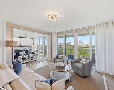 5501 Heron Point Drive - Photo Thumbnail 9
