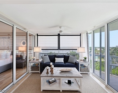 5501 Heron Point Drive - Photo Thumbnail 12