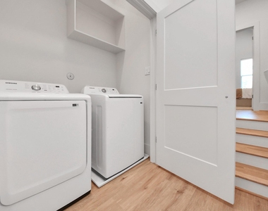 1041 Glen Avenue - Photo Thumbnail 24