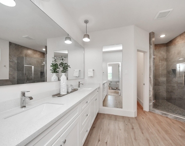 1041 Glen Avenue - Photo Thumbnail 17