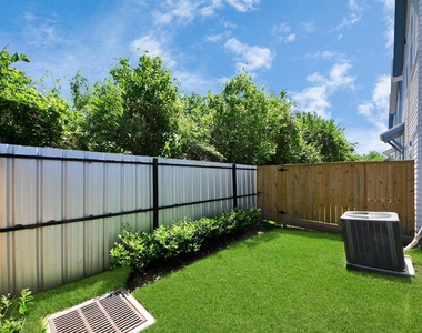 1041 Glen Avenue - Photo Thumbnail 25