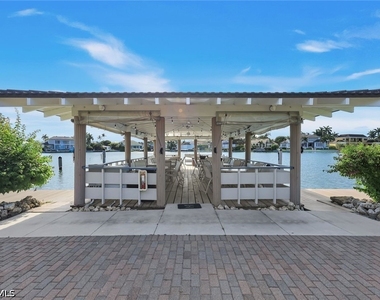 3400 Gulf Shore Boulevard N - Photo Thumbnail 16