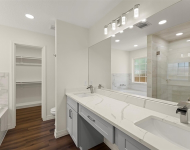 15006 Sapling Oak Court - Photo Thumbnail 18