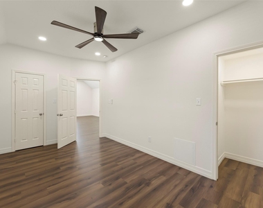 15006 Sapling Oak Court - Photo Thumbnail 13