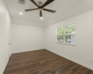 15006 Sapling Oak Court - Photo Thumbnail 23