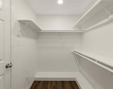 15006 Sapling Oak Court - Photo Thumbnail 17